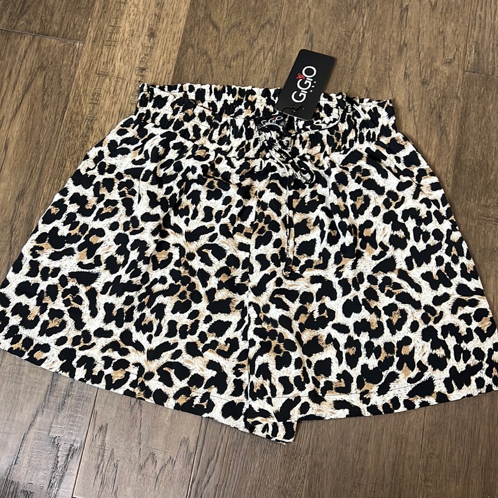 Leopard print paper bag waist shorts